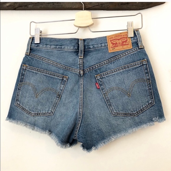 Levi’s 501 cutoff shorts - Picture 4 of 6